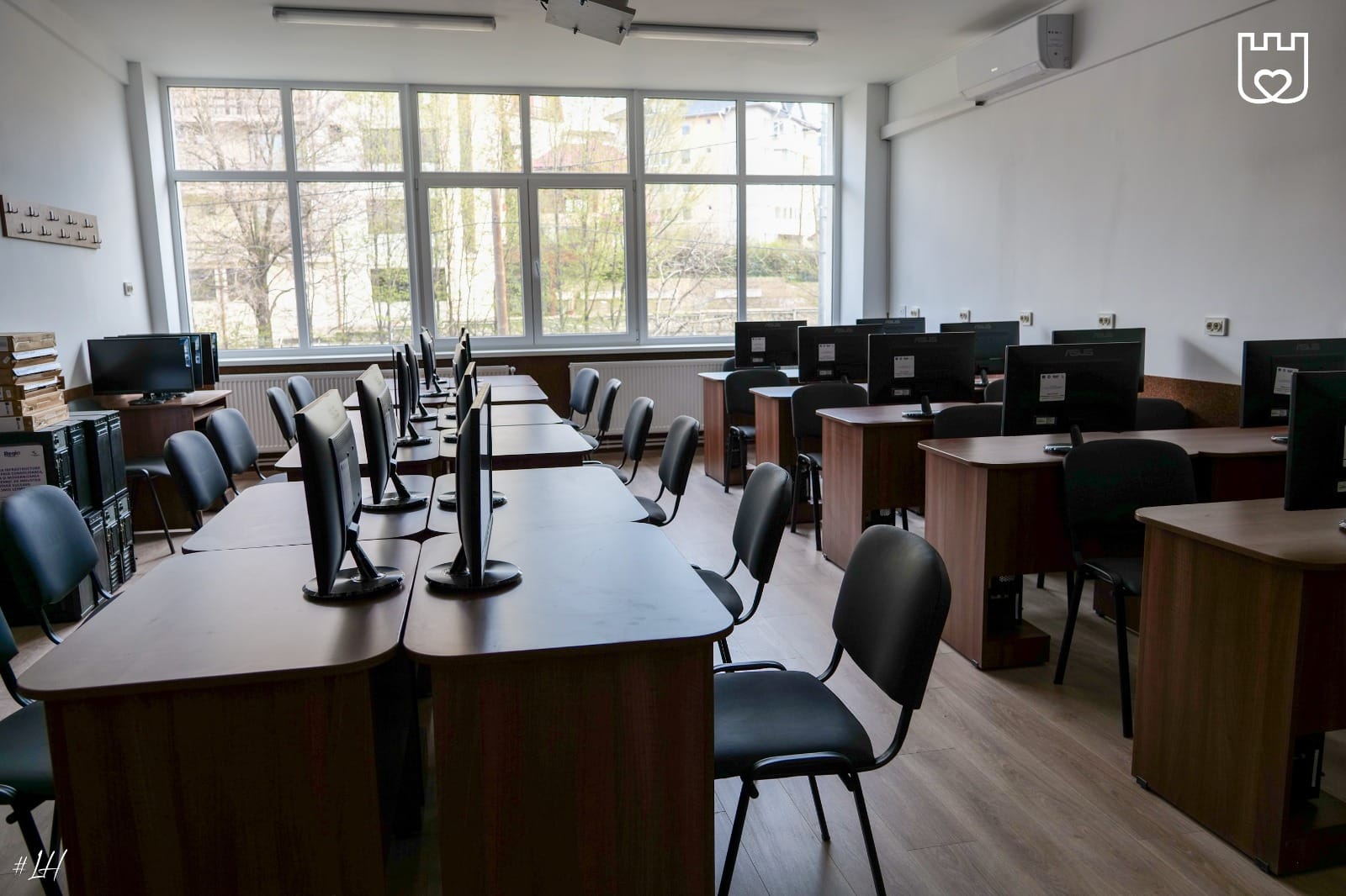 sala de clasă sala de clasa