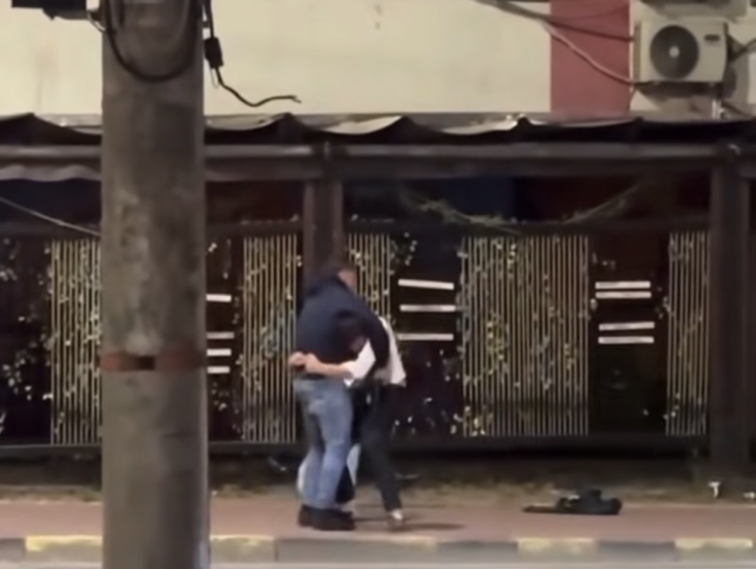 scandal în plină stradă